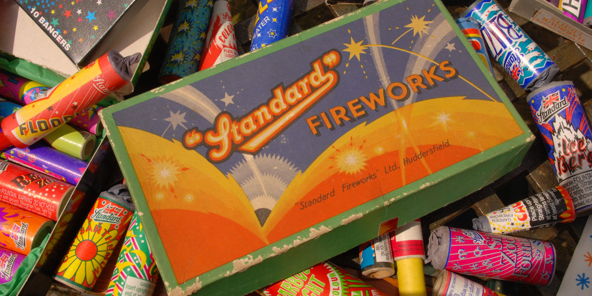 BONFIRE NIGHT FOOD – DELICIOUS SWEET TREATS — Epic Fireworks