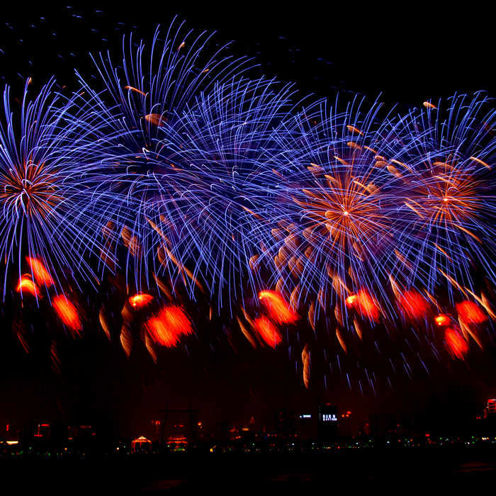 WHY DO WE RARELY SEE BRILLIANT BLUE FIREWORKS?