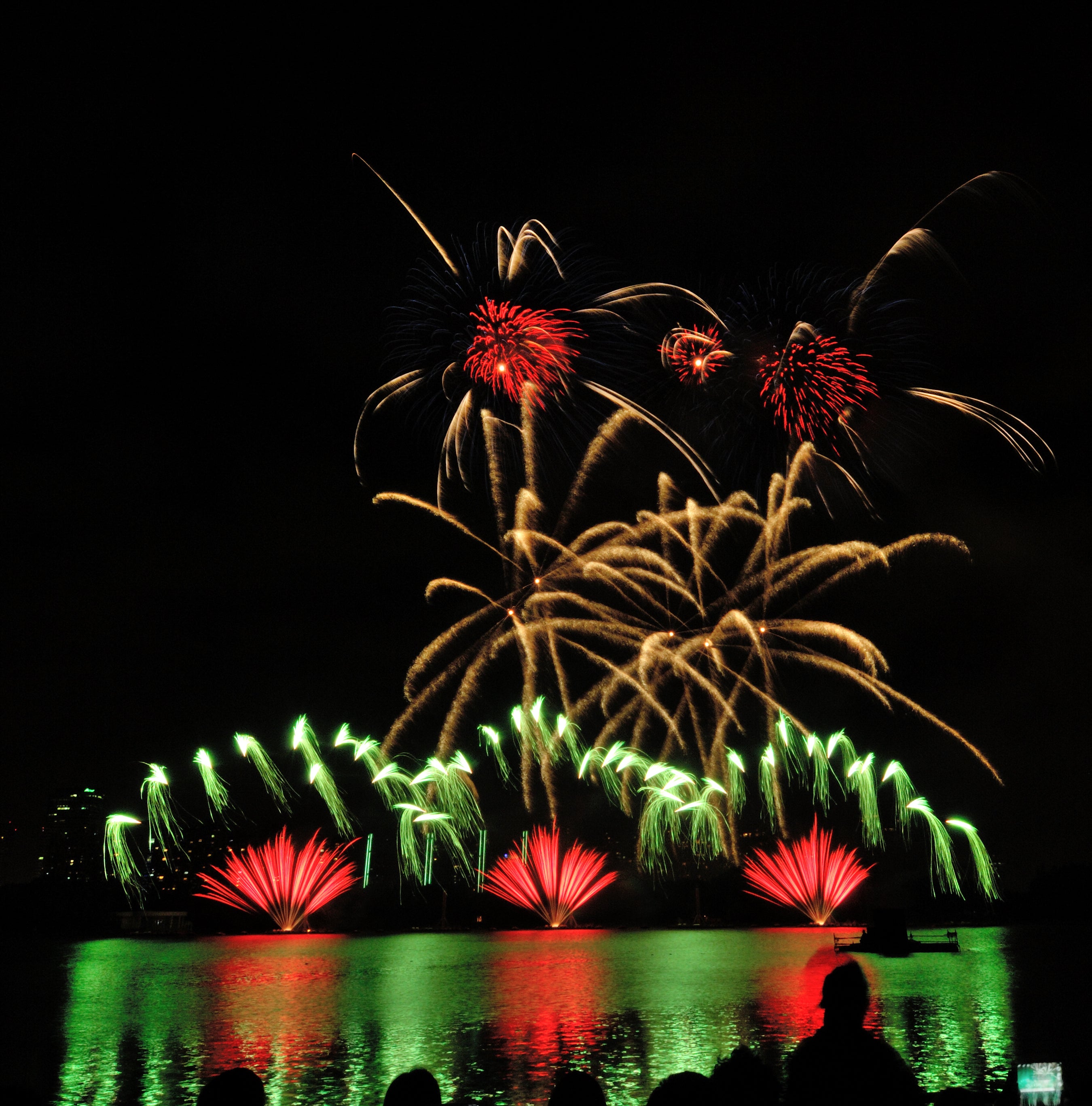 Knokke-Heist International Fireworks Competition — Epic Fireworks