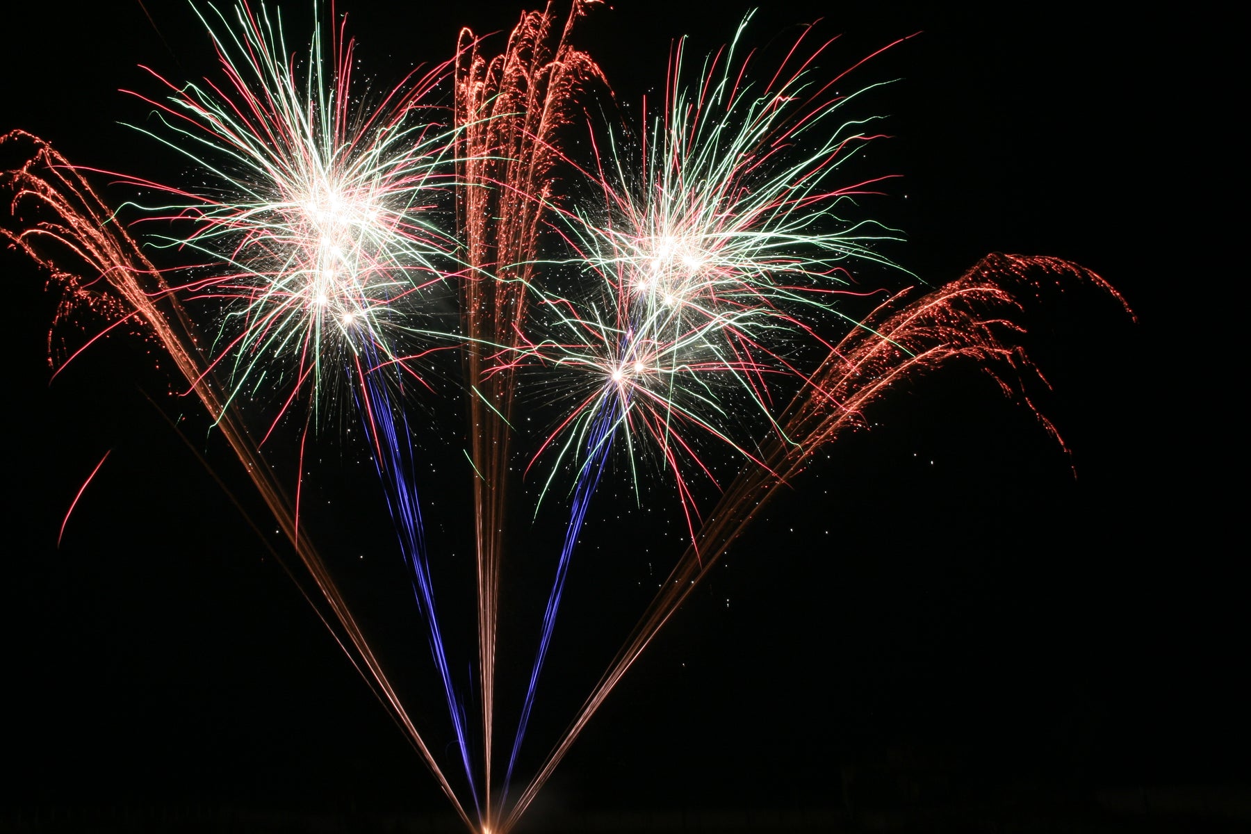ROUND TABLE CHARITY TO HOST HUGE FIREWORKS EVENT IN OXFORD