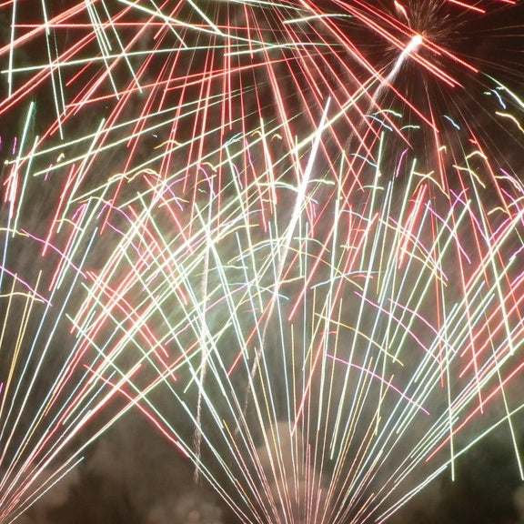 10 FUN FACTS ABOUT FIREWORKS