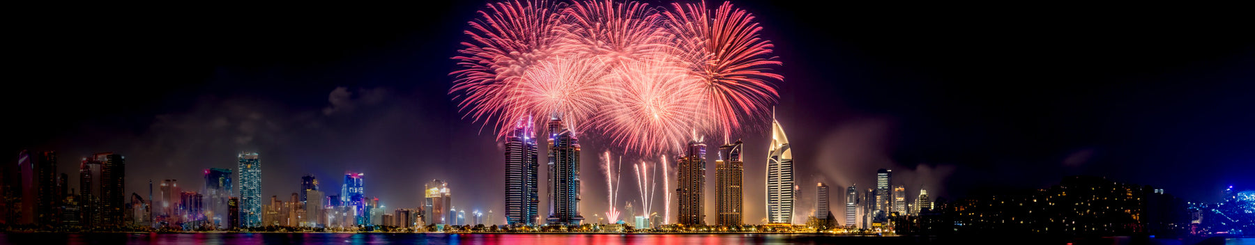 Dubai's Dazzling 30 Days of Fireworks Extravaganza